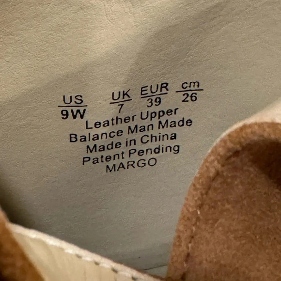 Naturalizer Women’s Margo Brown Faux Suede Slingback Pump Size 9W - Picture 5 of 5